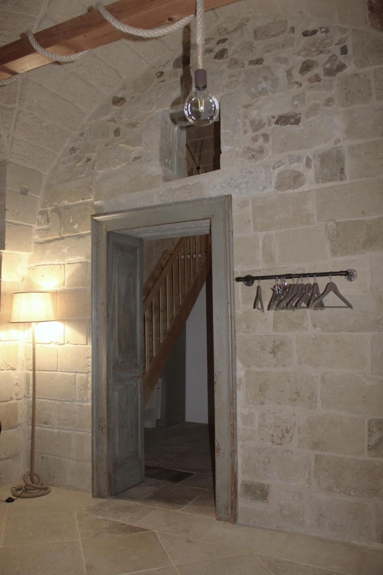 Dimora La Fuga Bed & Breakfast Zollino Bagian luar foto